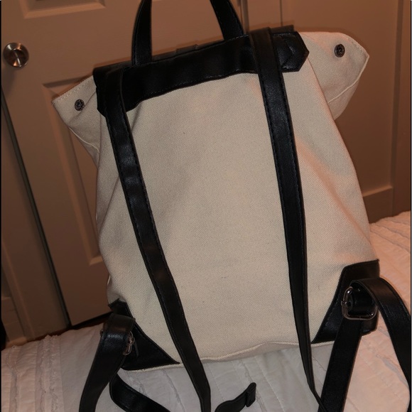 Small canvas backpack - Picture 3 of 5